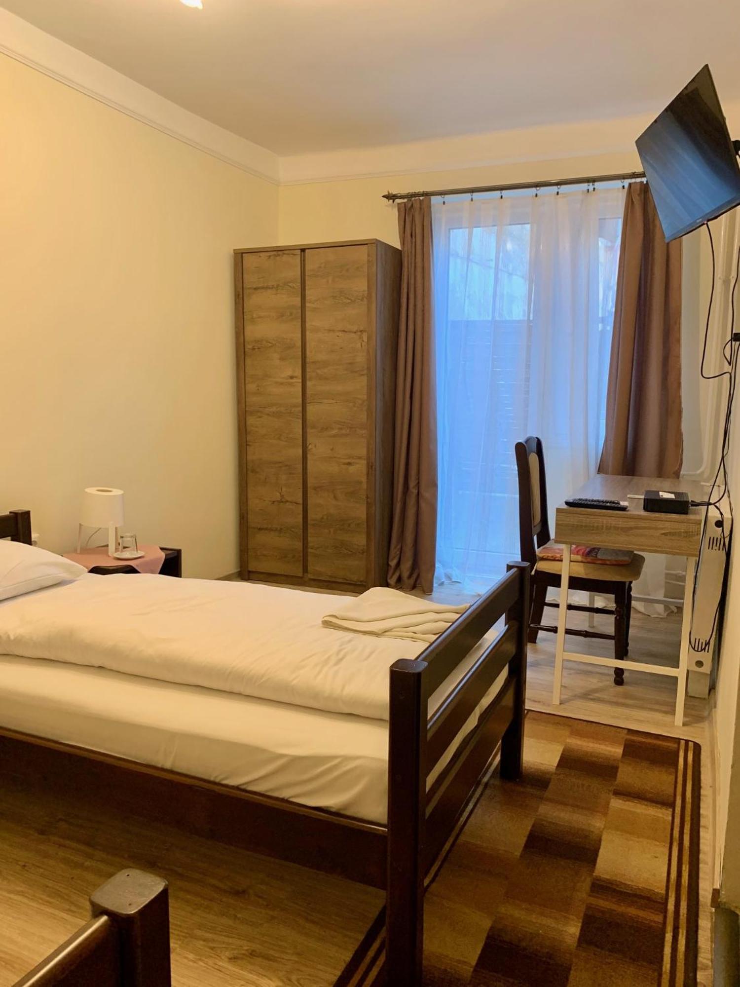 Hotel Aranykorona *