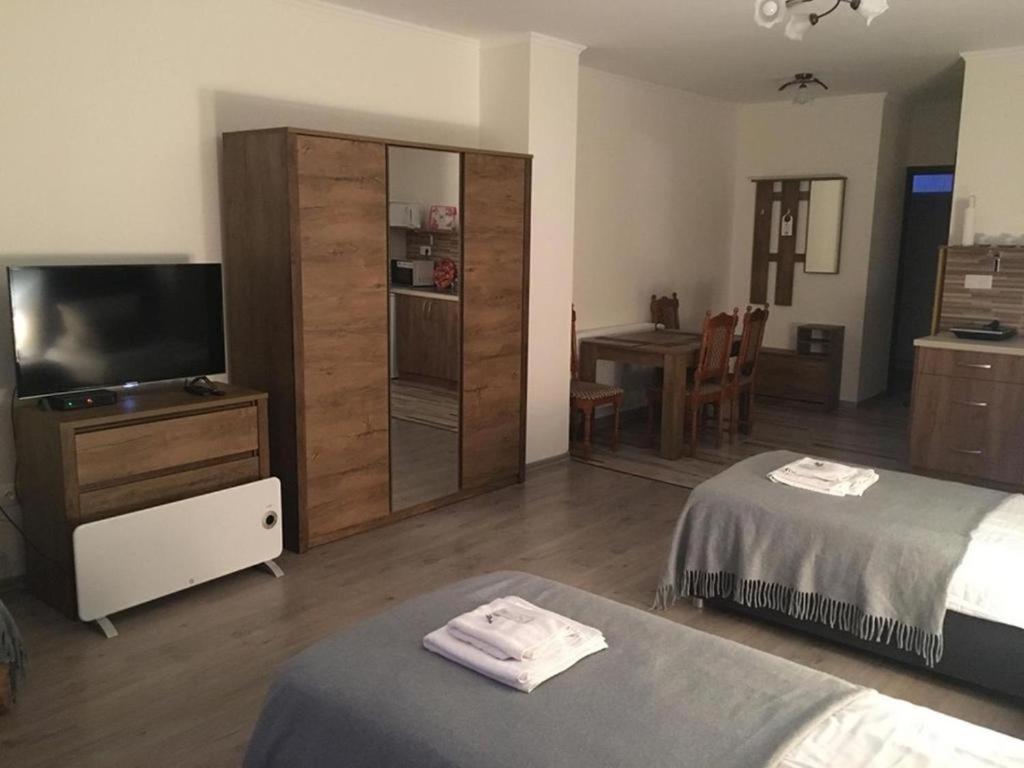 Aranykorona Hotel *